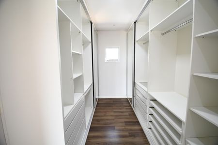 Casa à venda com 336m², 3 quartos e 4 vagasSuíte 3