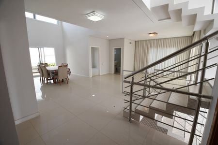Casa à venda com 336m², 3 quartos e 4 vagasSala