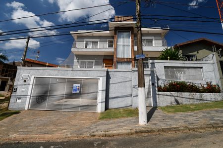 Casa à venda com 336m², 3 quartos e 4 vagasFachada e placa