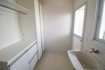 Casa à venda com 336m², 3 quartos e 4 vagasÁrea de Serviço