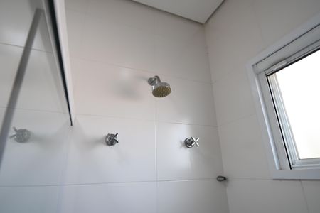 Casa à venda com 336m², 3 quartos e 4 vagasBanheiro da Suíte 2