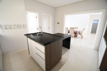 Casa à venda com 336m², 3 quartos e 4 vagasCozinha