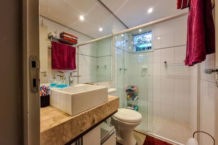 Apartamento à venda com 68m², 3 quartos e 2 vagasBanheiro