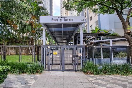 Apartamento à venda com 68m², 3 quartos e 2 vagasFachada