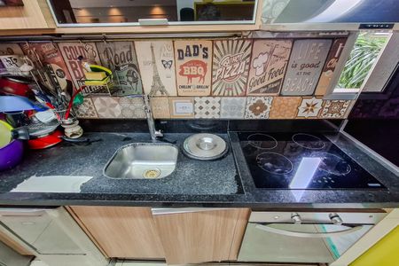 Apartamento à venda com 68m², 3 quartos e 2 vagasCozinha