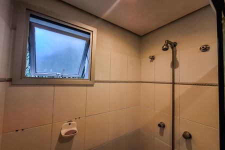 Apartamento à venda com 68m², 3 quartos e 2 vagasBanheiro