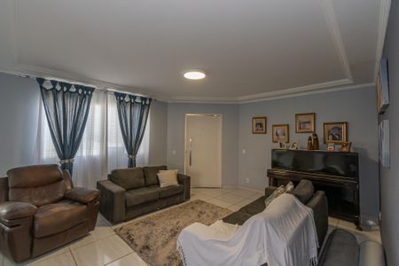 Casa para alugar com 300m², 4 quartos e 6 vagasSala de Estar 