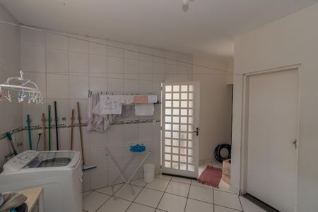 Casa para alugar com 300m², 4 quartos e 6 vagasÁrea de Serviço
