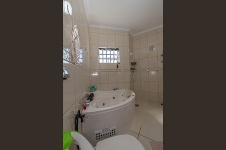 Casa para alugar com 300m², 4 quartos e 6 vagasBanheiro da Suíte 3