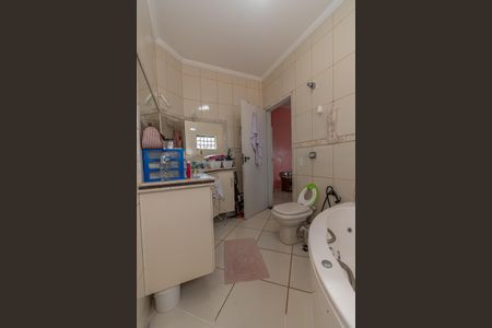 Casa para alugar com 300m², 4 quartos e 6 vagasBanheiro da Suíte 3