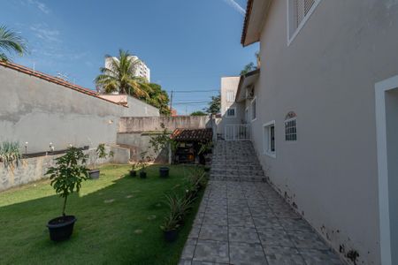 Casa para alugar com 300m², 4 quartos e 6 vagasJardim 