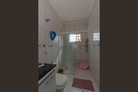 Casa para alugar com 300m², 4 quartos e 6 vagasBanheiro da Suíte 1