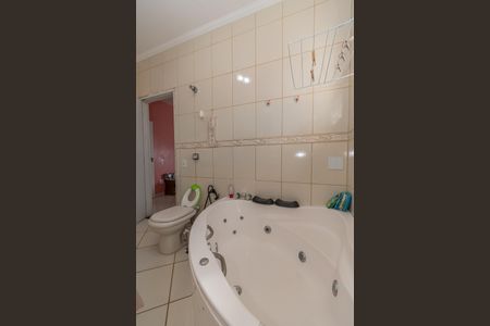 Casa para alugar com 300m², 4 quartos e 6 vagasBanheiro da Suíte 3