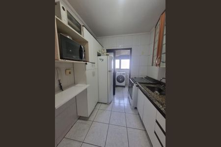 Apartamento à venda com 90m², 3 quartos e 2 vagasCozinha