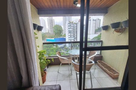 Apartamento à venda com 90m², 3 quartos e 2 vagasSala