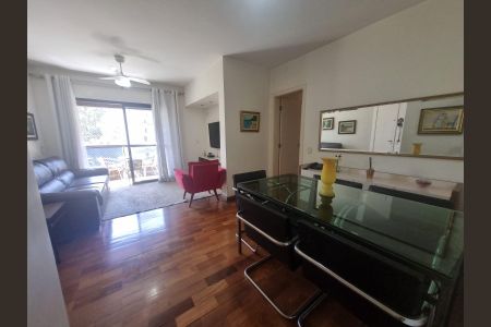 Apartamento à venda com 90m², 3 quartos e 2 vagasSala