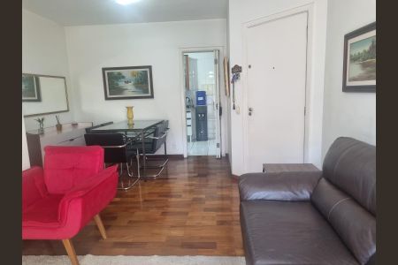 Apartamento à venda com 90m², 3 quartos e 2 vagasSala