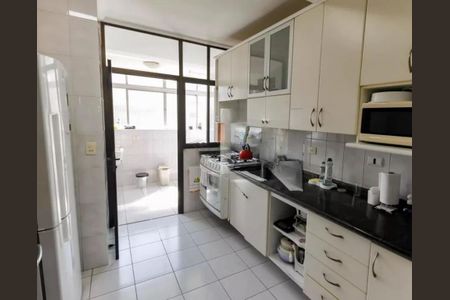 Apartamento à venda com 235m², 4 quartos e 4 vagas
