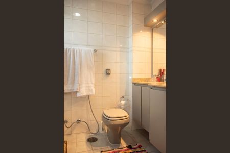 Apartamento à venda com 113m², 3 quartos e 2 vagasBanheiro da Suíte