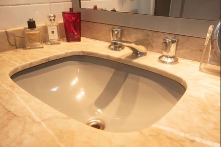Apartamento à venda com 113m², 3 quartos e 2 vagasBanheiro