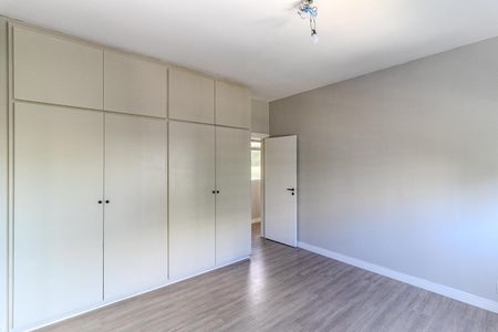 Apartamento à venda com 219m², 3 quartos e 1 vagaQuarto 1