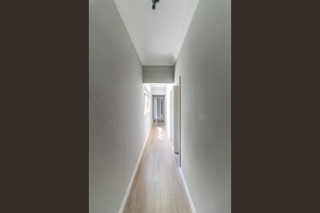 Apartamento à venda com 219m², 3 quartos e 1 vagaCorredor