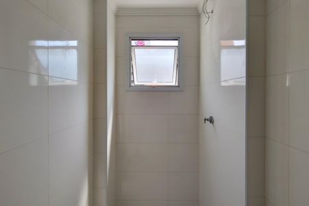 Apartamento para alugar com 82m², 2 quartos e 2 vagas Apartamento para alugar com 82m², 2 quartos e 2 vagasBanheiro da Suíte 1