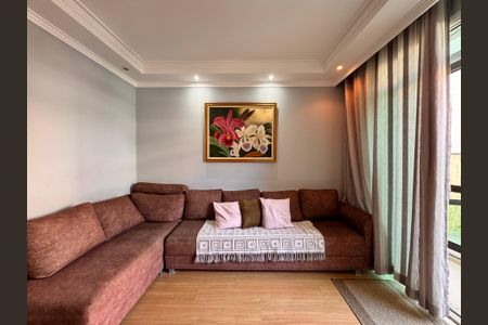 Casa à venda com 238m², 3 quartos e 3 vagasSala