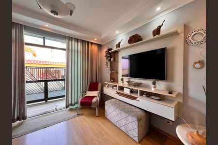 Casa à venda com 238m², 3 quartos e 3 vagasSala