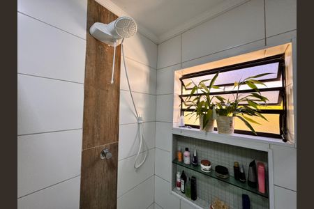 Casa à venda com 238m², 3 quartos e 3 vagasBanheiro da suíte 