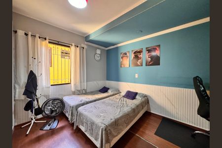 Casa à venda com 238m², 3 quartos e 3 vagasQuarto 2