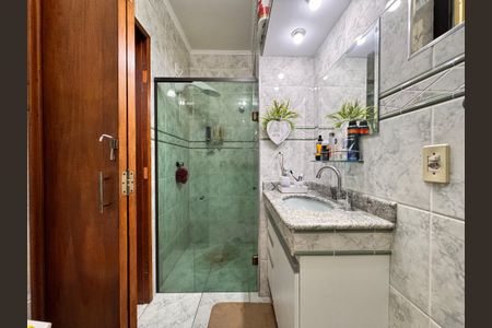 Casa à venda com 238m², 3 quartos e 3 vagasBanheiro