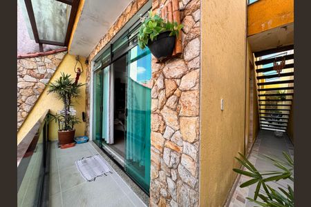 Casa à venda com 238m², 3 quartos e 3 vagasSacada