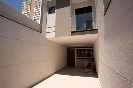 Casa à venda com 110m², 3 quartos e 2 vagasGARAGEM