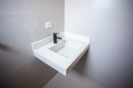 Casa à venda com 110m², 3 quartos e 2 vagasBANHEIRO QUARTO 1