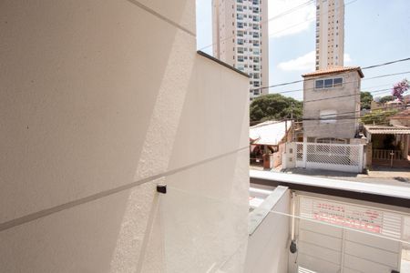 Casa à venda com 110m², 3 quartos e 2 vagasVARANDA QUARTO 1