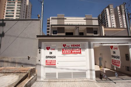 Casa à venda com 110m², 3 quartos e 2 vagasFACHADA