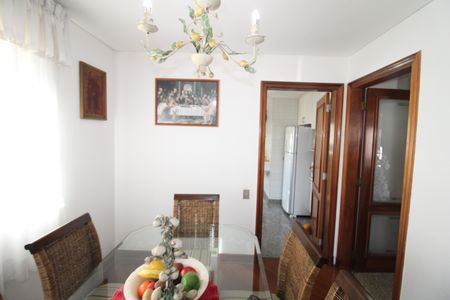 Apartamento à venda com 223m², 4 quartos e 3 vagasSala de Jantar 2