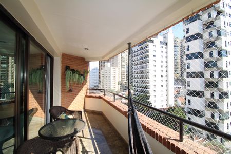 Apartamento à venda com 223m², 4 quartos e 3 vagasVaranda da Sala