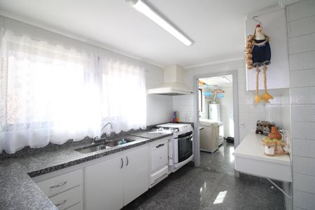 Apartamento à venda com 223m², 4 quartos e 3 vagasCozinha