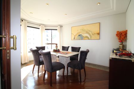 Apartamento à venda com 223m², 4 quartos e 3 vagasSala de Jantar 1