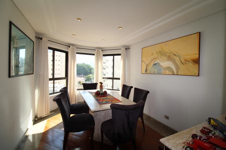 Apartamento à venda com 223m², 4 quartos e 3 vagasSala de Jantar 1