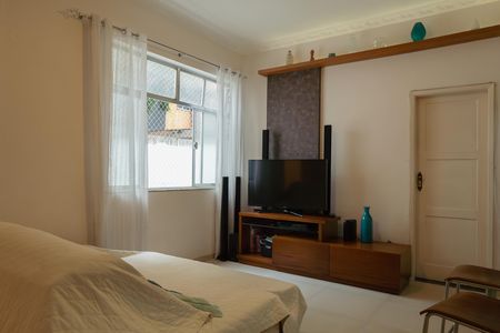 Apartamento para alugar com 80m², 2 quartos e 1 vaga Apartamento para alugar com 80m², 2 quartos e 1 vagaSala