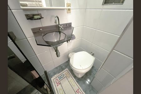 Apartamento para alugar com 80m², 2 quartos e 1 vaga Apartamento para alugar com 80m², 2 quartos e 1 vagaBanheiro