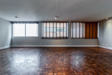 Apartamento à venda com 160m², 2 quartos e sem vagaFoto 03