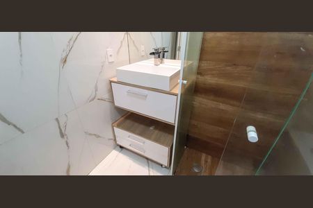 Apartamento para alugar com 52m², 2 quartos e 1 vagaBanheiro