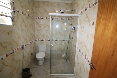 Casa à venda com 129m², 2 quartos e 2 vagasQuarto 1 - Banheiro