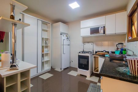 Casa à venda com 154m², 3 quartos e 2 vagasCozinha