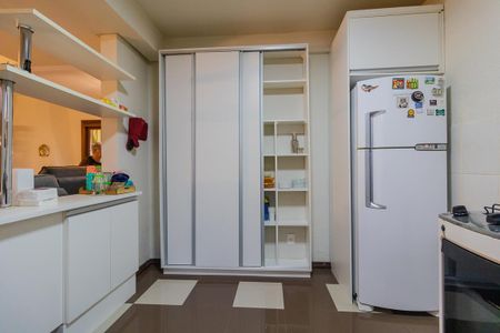 Casa à venda com 154m², 3 quartos e 2 vagasCozinha