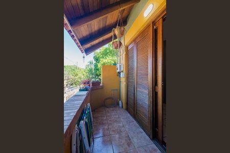 Casa à venda com 154m², 3 quartos e 2 vagasQuarto 1 - Varanda